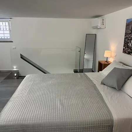 Vespro House Holiday home *