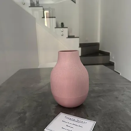 Dom wakacyjny Vespro House