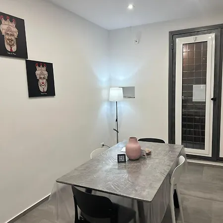 Vespro House *