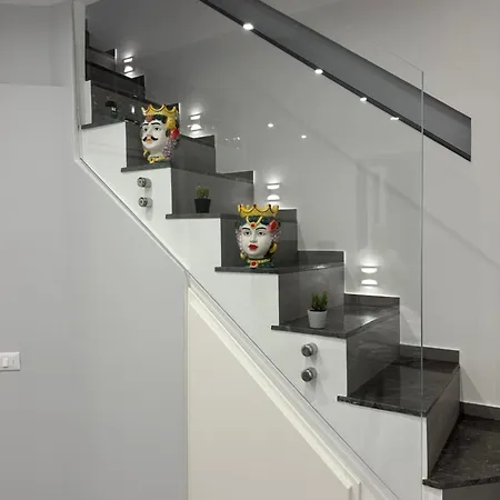 펜션 Vespro House 팔레르모