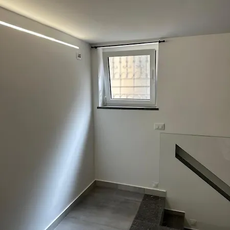펜션 Vespro House *