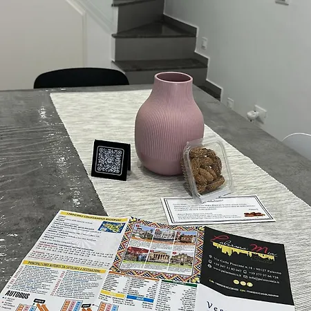 펜션 Vespro House *